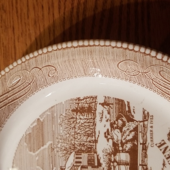 Royal China "American Farm Scene " Currier & Ives Pie Plate - Picture 4 of 16